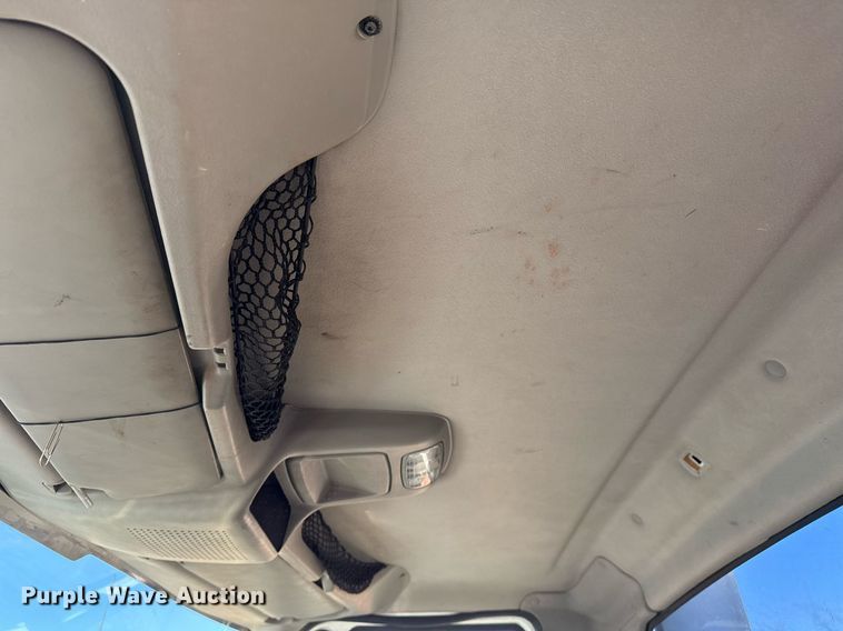 image for item EG7950 2009 International 4400 utility / service truck