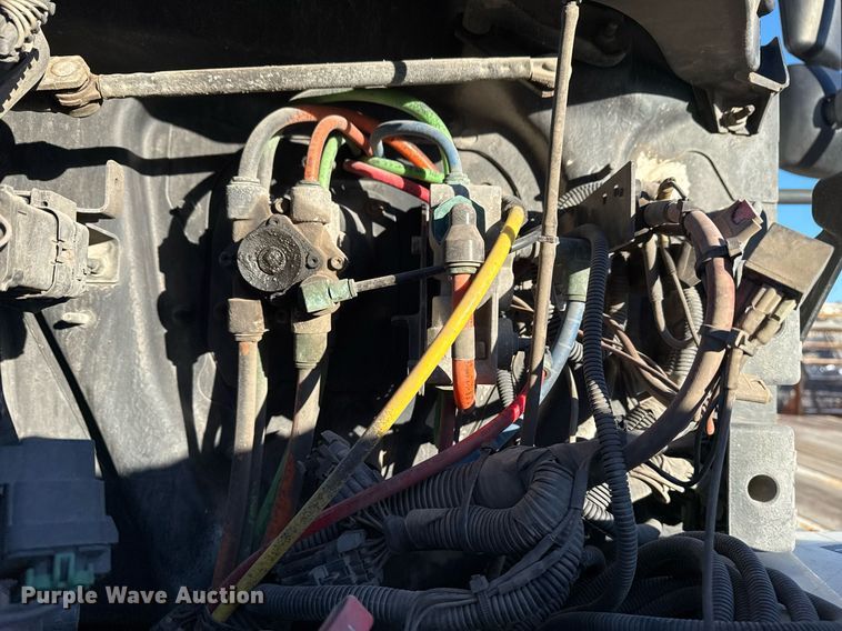 image for item EG7950 2009 International 4400 utility / service truck