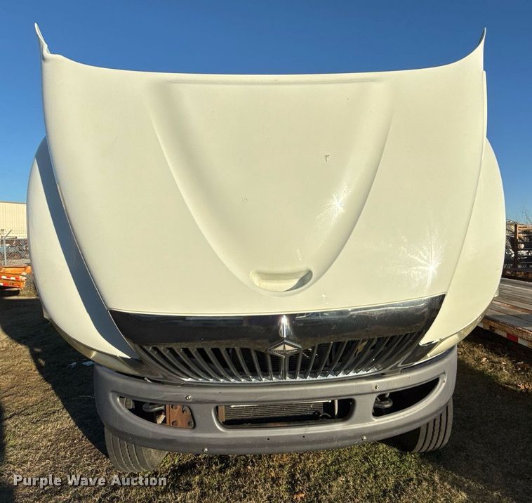 image for item EG7950 2009 International 4400 utility / service truck