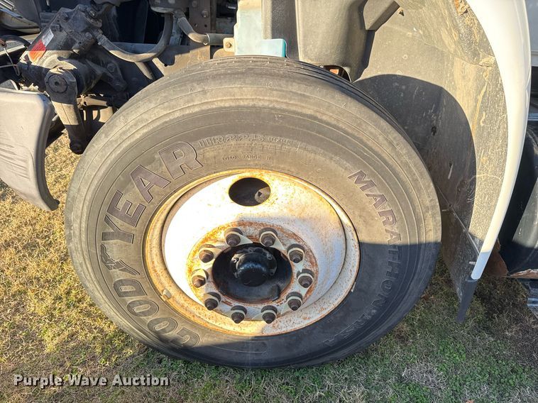 image for item EG7950 2009 International 4400 utility / service truck