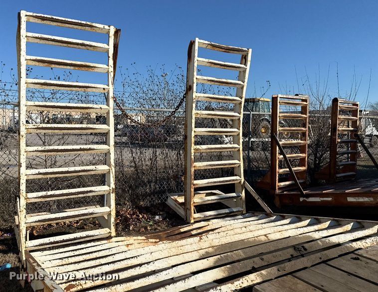 image for item EG7951 2011 Overbilt equipment trailer