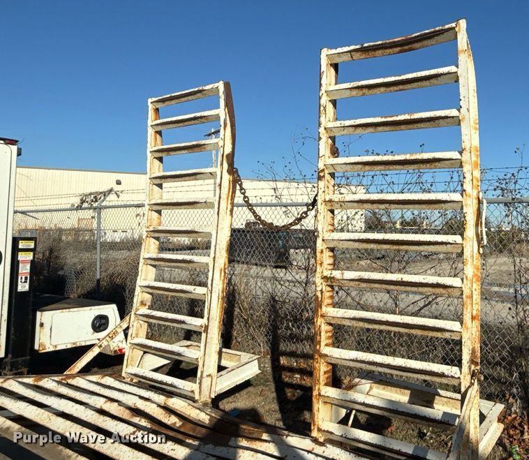 image for item EG7951 2011 Overbilt equipment trailer