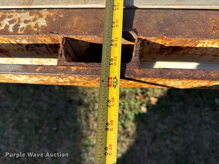 image for item EG7951 2011 Overbilt equipment trailer