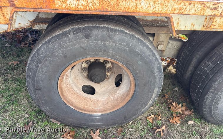 image for item EG7951 2011 Overbilt equipment trailer