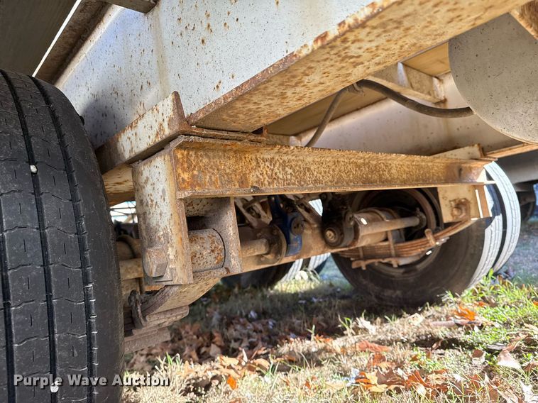 image for item EG7951 2011 Overbilt equipment trailer