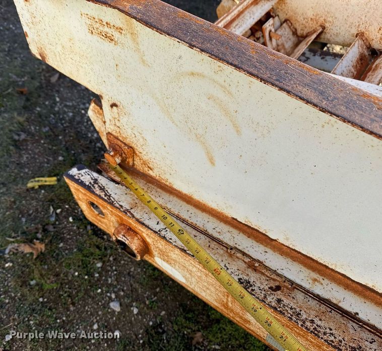 image for item EG7952 2012 Belshe BDT25 equipment trailer