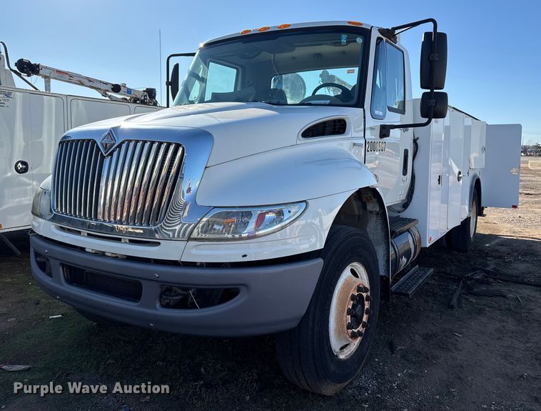 image for item EG7953 2008 International 4400 utility / service truck