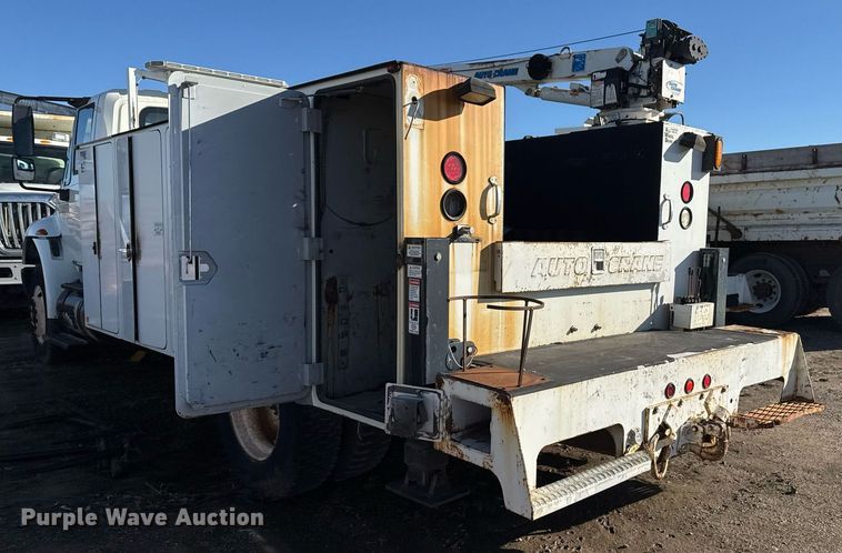 image for item EG7953 2008 International 4400 utility / service truck