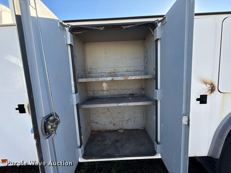 image for item EG7953 2008 International 4400 utility / service truck