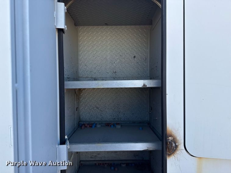 image for item EG7953 2008 International 4400 utility / service truck