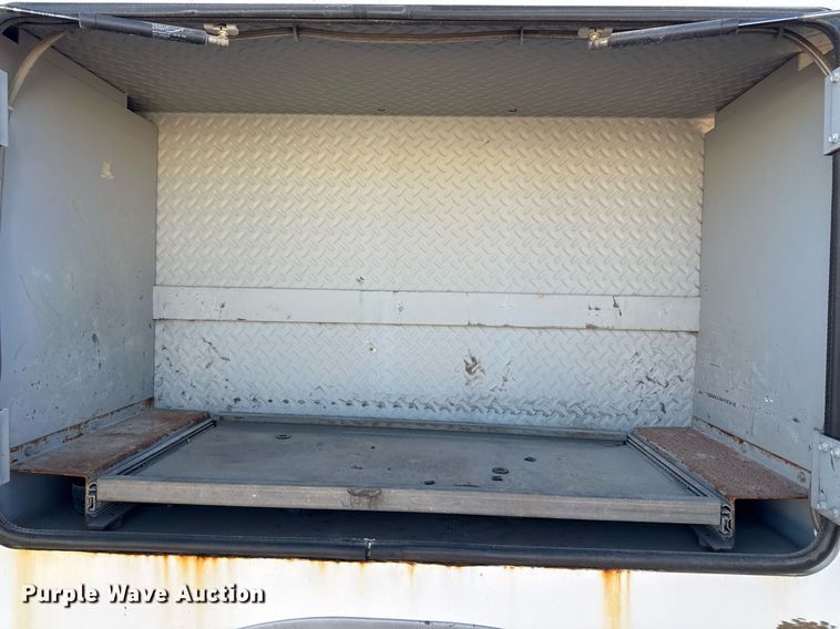 image for item EG7953 2008 International 4400 utility / service truck