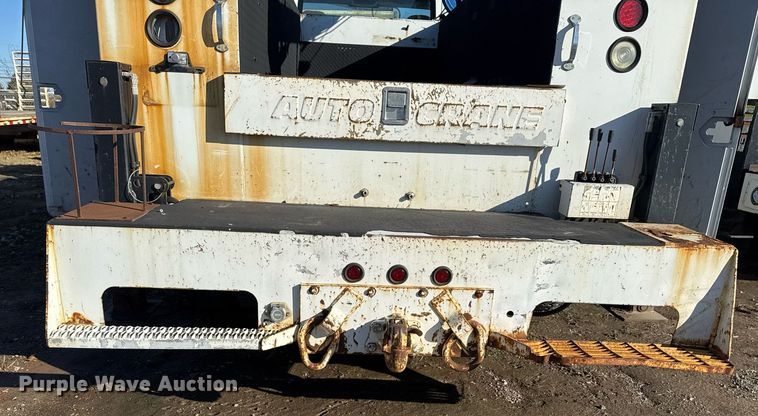 image for item EG7953 2008 International 4400 utility / service truck