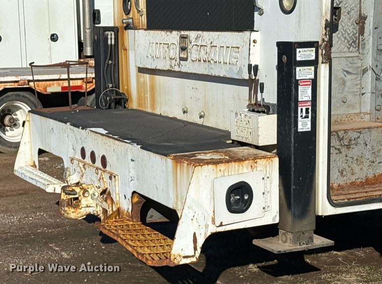 image for item EG7953 2008 International 4400 utility / service truck