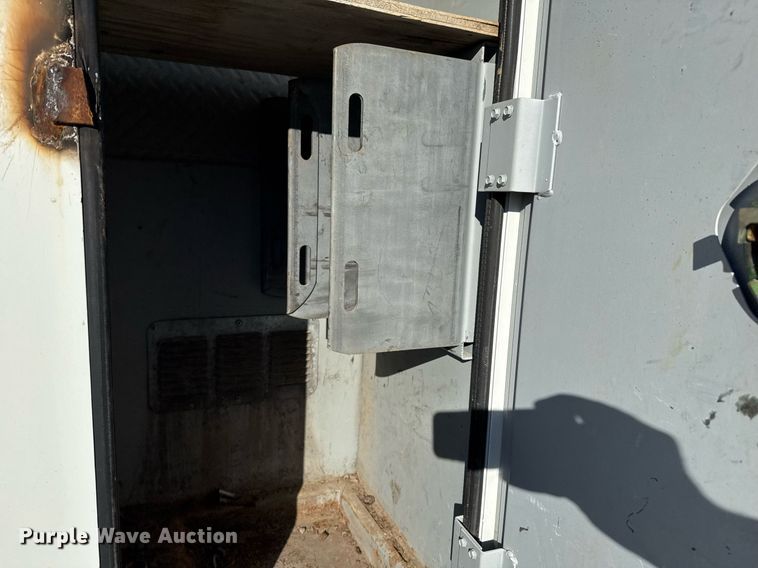 image for item EG7953 2008 International 4400 utility / service truck