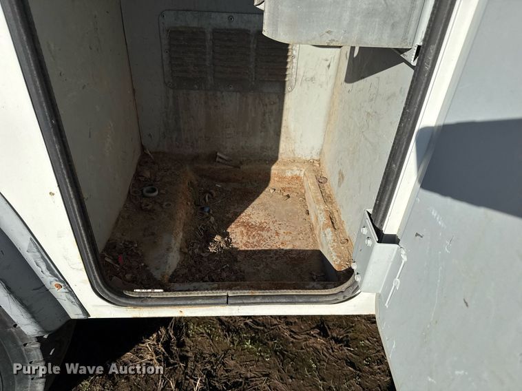 image for item EG7953 2008 International 4400 utility / service truck