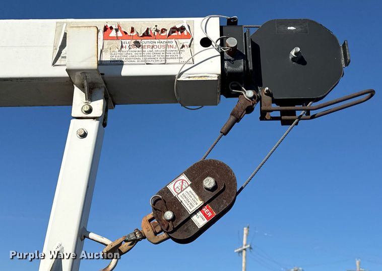 image for item EG7953 2008 International 4400 utility / service truck