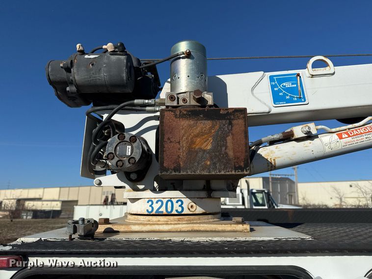 image for item EG7953 2008 International 4400 utility / service truck