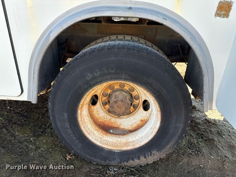 image for item EG7953 2008 International 4400 utility / service truck