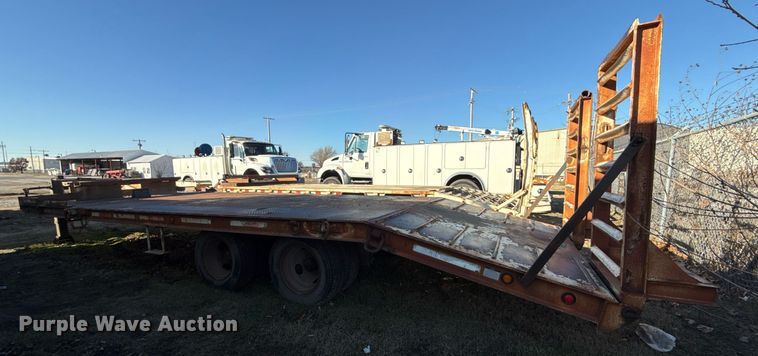 image for item EG7954 2001 Evaco Enterprises equipment trailer