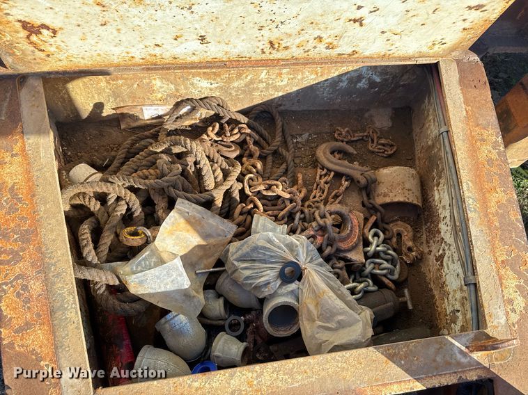 image for item EG7954 2001 Evaco Enterprises equipment trailer