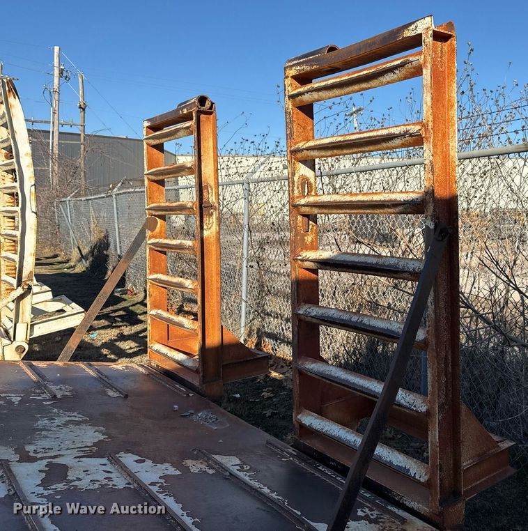 image for item EG7954 2001 Evaco Enterprises equipment trailer