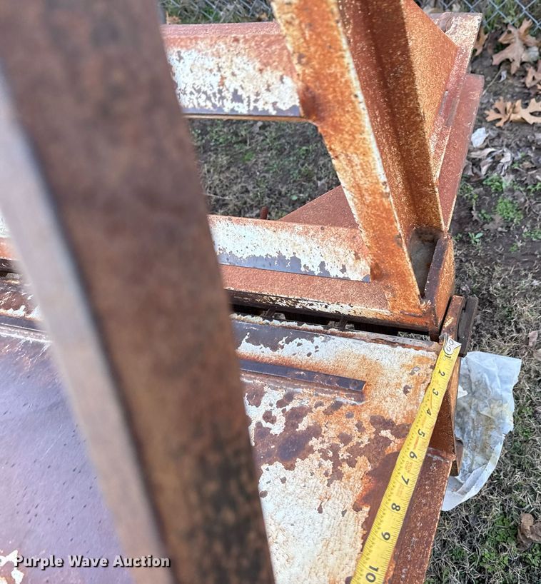 image for item EG7954 2001 Evaco Enterprises equipment trailer