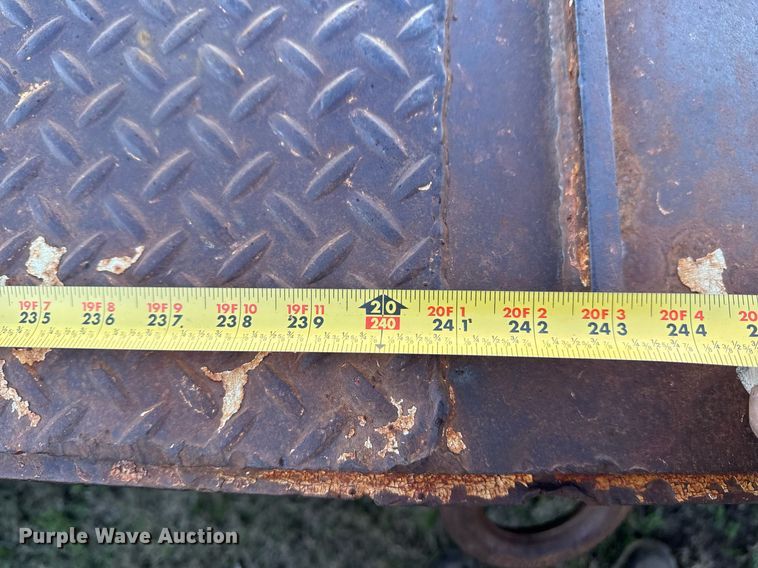 image for item EG7954 2001 Evaco Enterprises equipment trailer