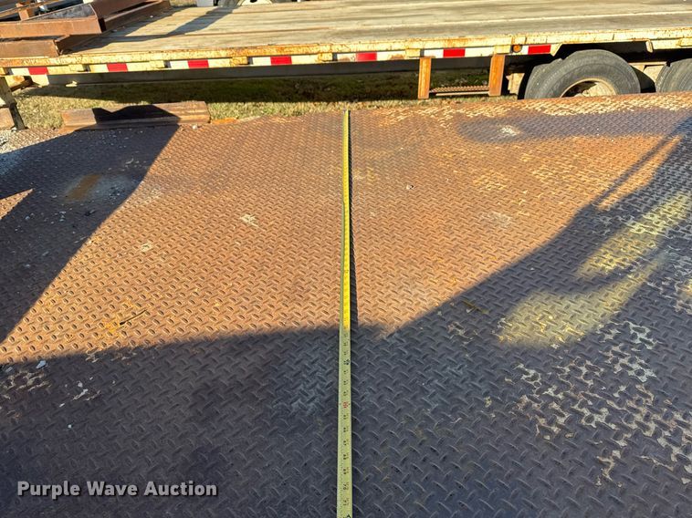 image for item EG7954 2001 Evaco Enterprises equipment trailer