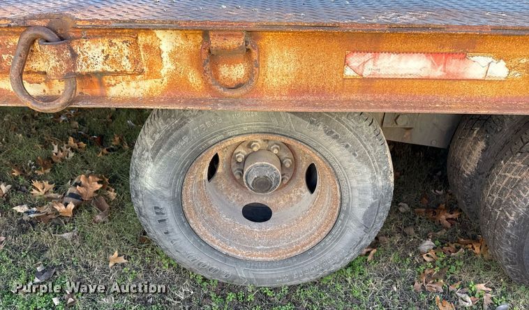 image for item EG7954 2001 Evaco Enterprises equipment trailer