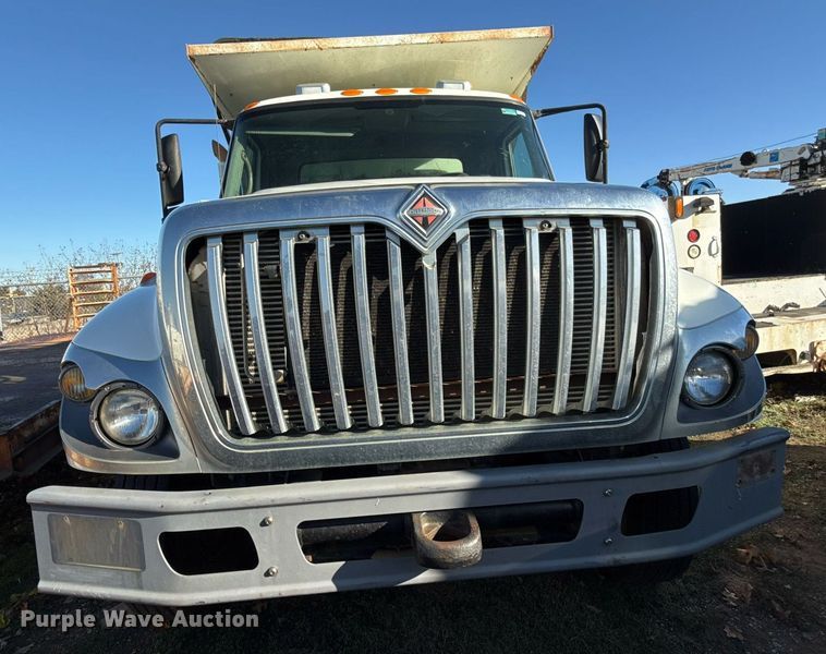 image for item EG7955 2010 International 7400 dump truck