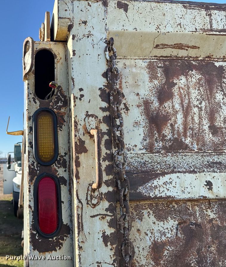 image for item EG7955 2010 International 7400 dump truck