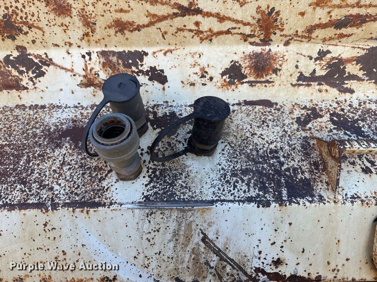 image for item EG7955 2010 International 7400 dump truck