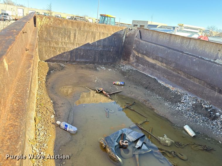 image for item EG7955 2010 International 7400 dump truck