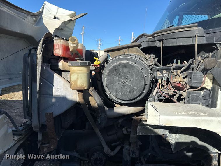 image for item EG7955 2010 International 7400 dump truck