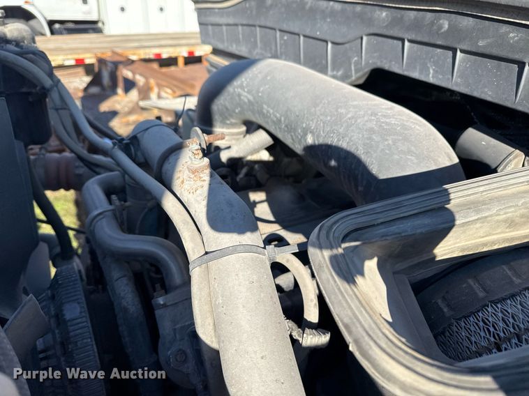 image for item EG7955 2010 International 7400 dump truck