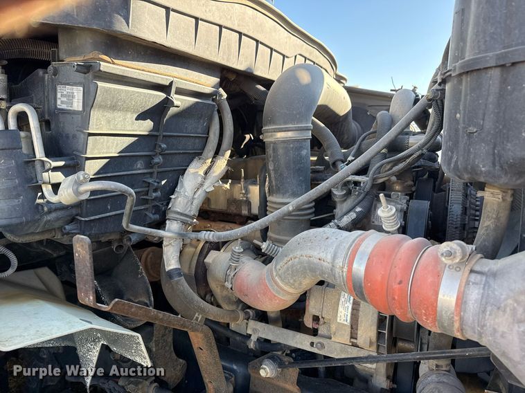 image for item EG7955 2010 International 7400 dump truck