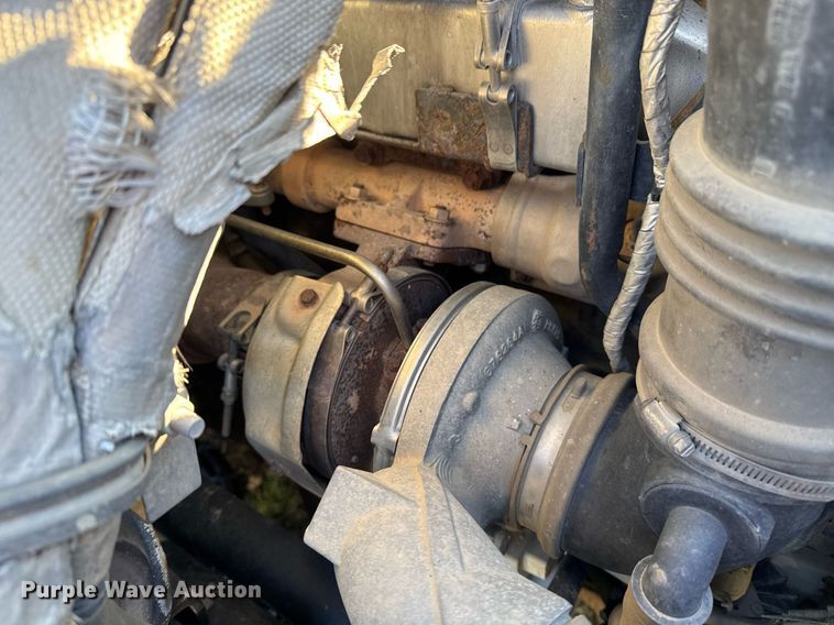 image for item EG7955 2010 International 7400 dump truck