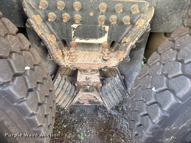 image for item EG7955 2010 International 7400 dump truck