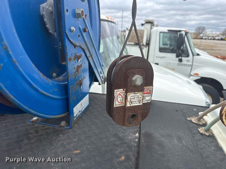 image for item EG7956 2008 International 4400 utility / service truck