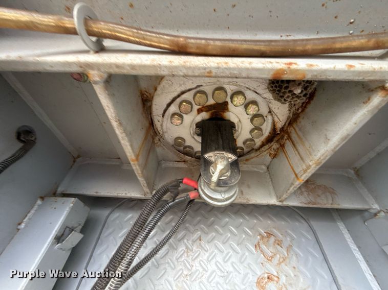 image for item EG7956 2008 International 4400 utility / service truck