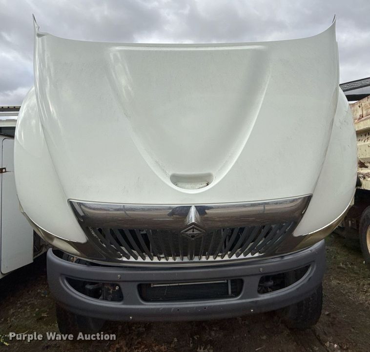 image for item EG7956 2008 International 4400 utility / service truck