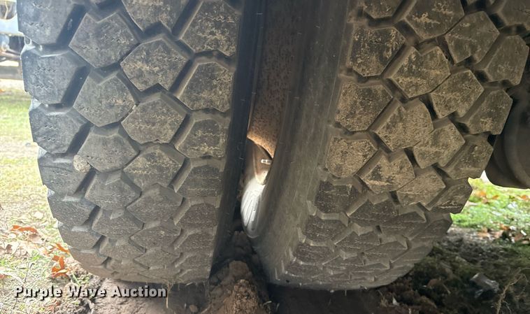 image for item EG7956 2008 International 4400 utility / service truck