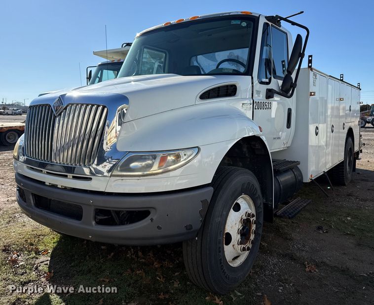 image for item EG7957 2008 International 4400 utility / service truck