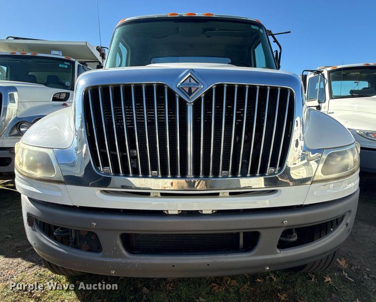 image for item EG7957 2008 International 4400 utility / service truck