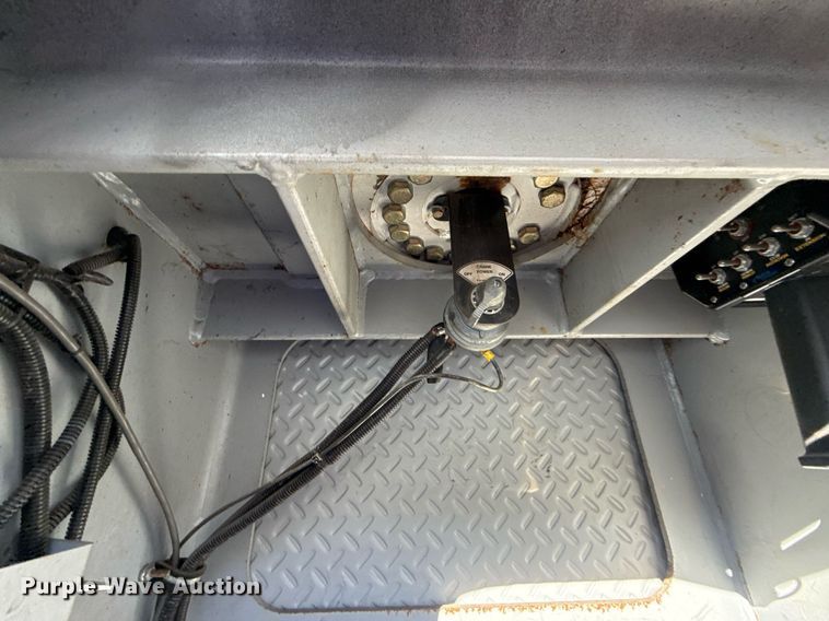 image for item EG7957 2008 International 4400 utility / service truck