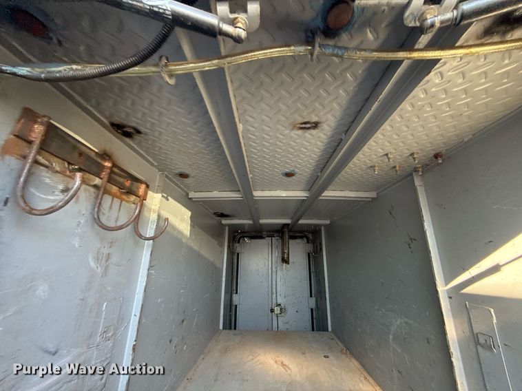 image for item EG7957 2008 International 4400 utility / service truck