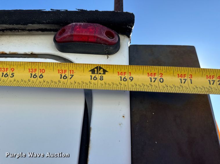 image for item EG7957 2008 International 4400 utility / service truck