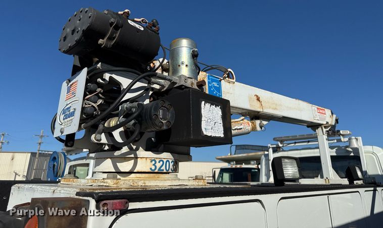 image for item EG7957 2008 International 4400 utility / service truck