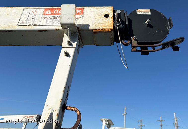 image for item EG7957 2008 International 4400 utility / service truck