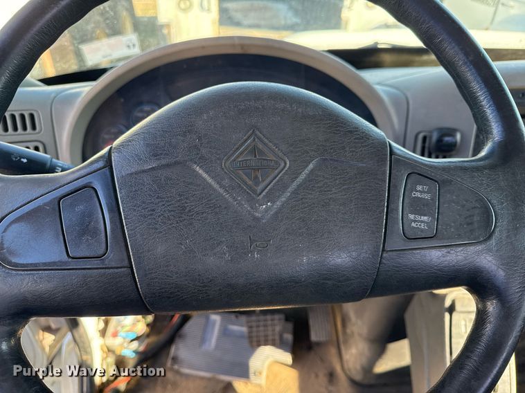 image for item EG7957 2008 International 4400 utility / service truck